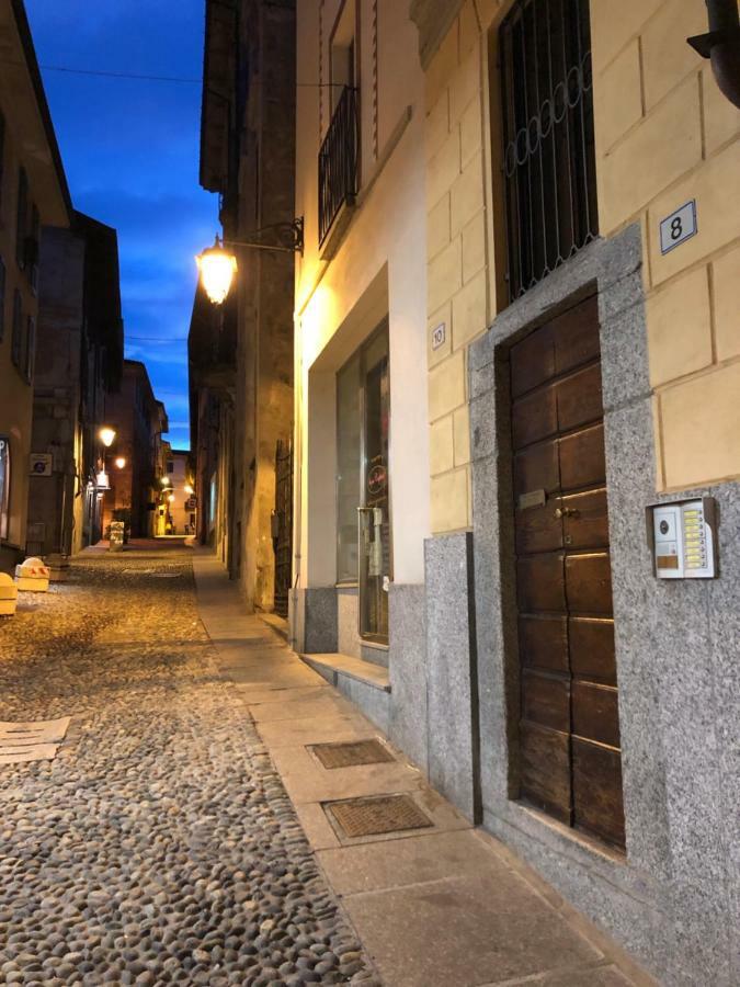 Ferienwohnung La Via Degli Artisti Arona Exterior foto